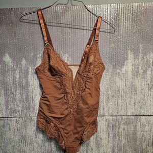 Popilush Lace Trim Brown Bodysuit